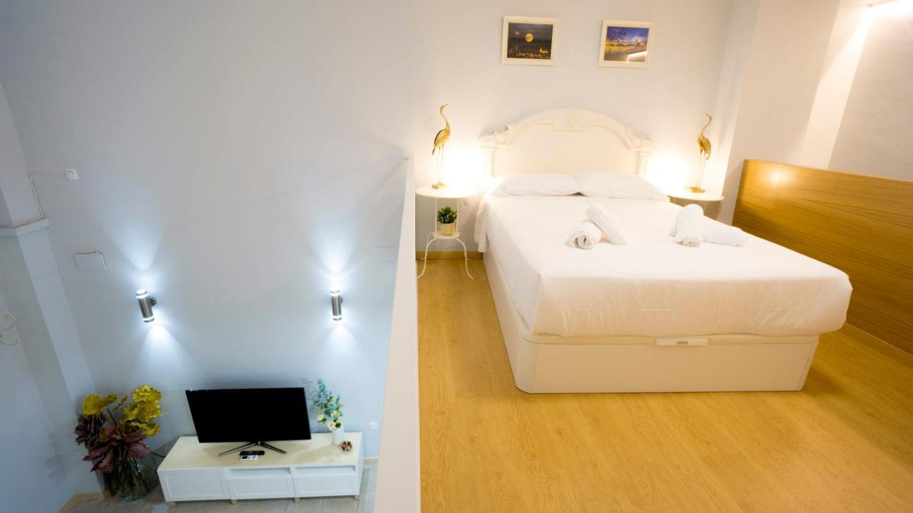 Rentalsevilla Escuelas Pias Dış mekan fotoğraf